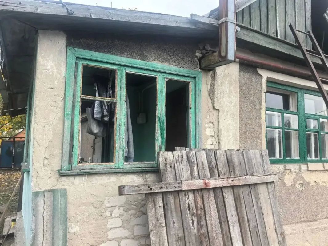 В ЛНР после атак БПЛА погибли три человека, ещё трое ранены В ЛНР после атак БПЛА погибли три человека, ещё трое ранены