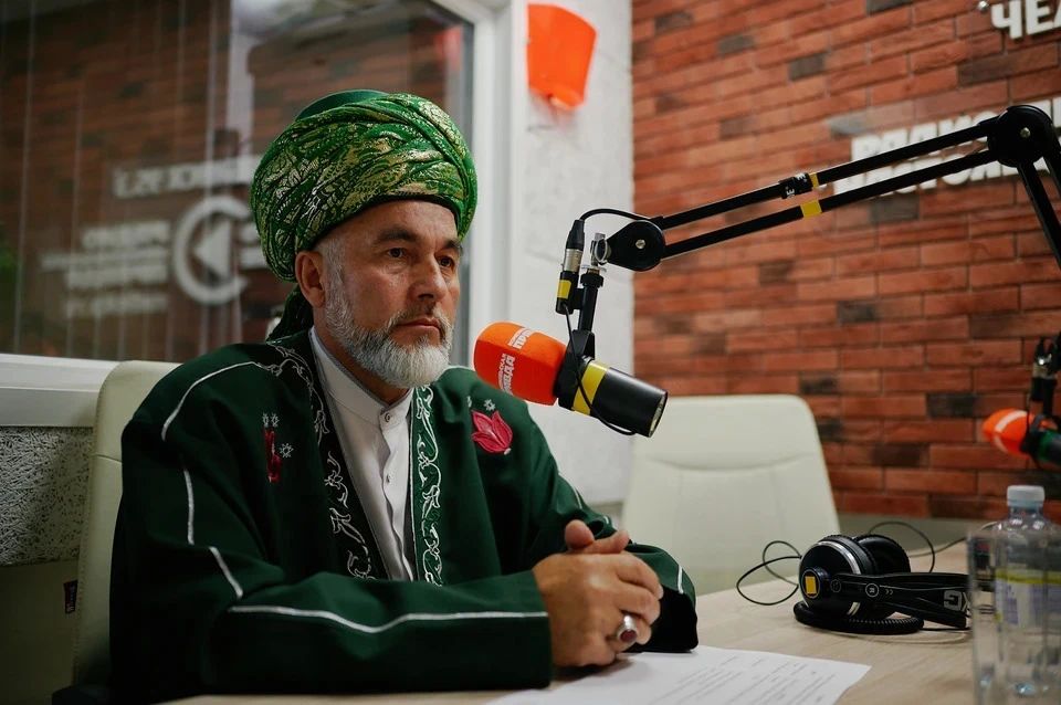 «Достойный пример служения родному краю»: муфтия Челябинской области Рината Раева отметили государственной наградой