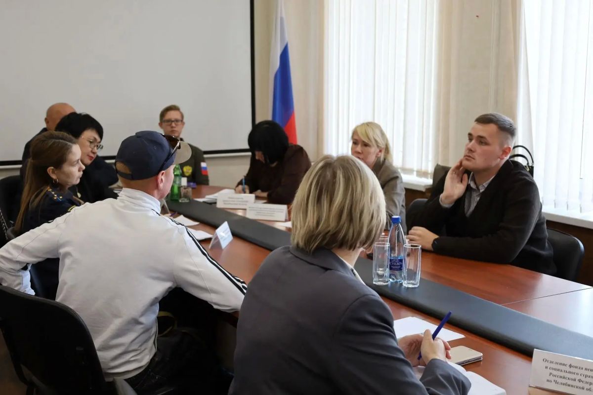 В Кунашаке мобильная группа Общественной палаты региона приняла ветеранов и членов их семей В Кунашаке мобильная группа Общественной палаты региона приняла ветеранов и членов их семей