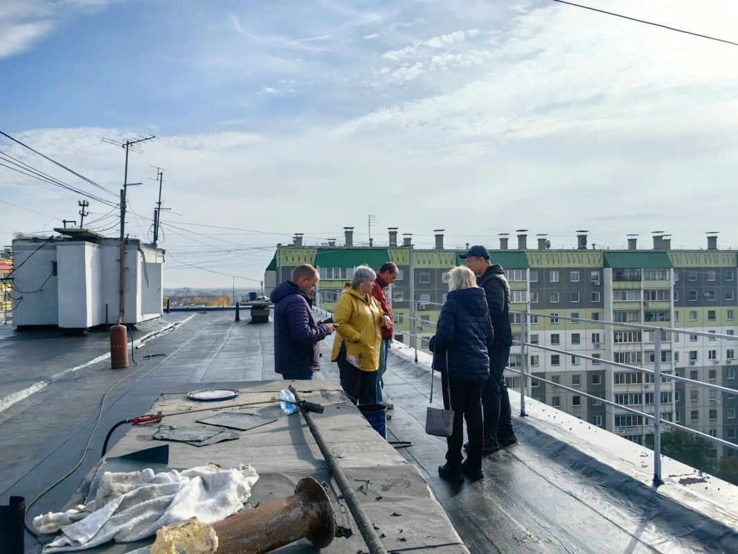 Контроль не бывает лишним. На днях мы рассказывали, что делать, если в процессе капитального ремонта произошла протечка кровли Контроль не бывает лишним. На днях мы рассказывали, что делать, если в процессе капитального ремонта произошла протечка кровли