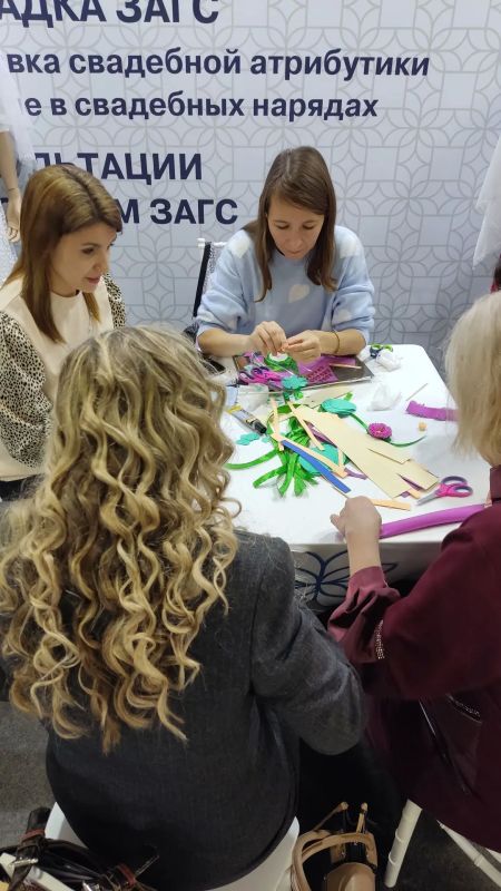 Площадка ЗАГС на Всероссийском форуме «Стальное кружево Урала» Площадка ЗАГС на Всероссийском форуме «Стальное кружево Урала»