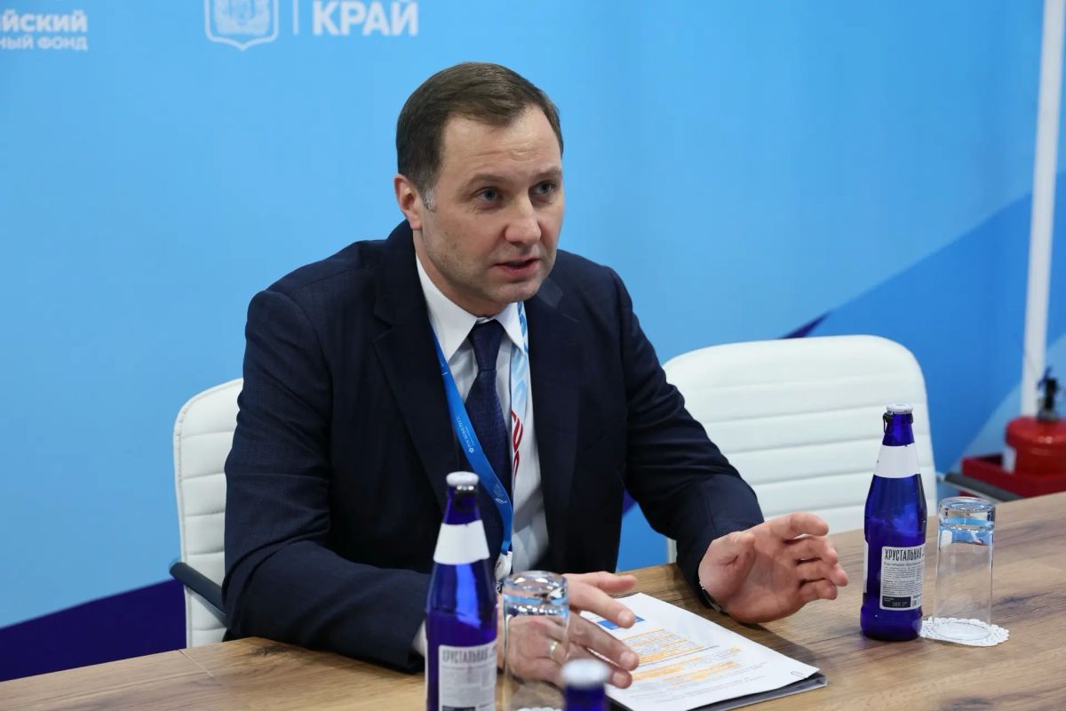 Алексей Текслер и президент КХЛ Алексей Морозов обсудили развитие хоккея в Челябинской области Алексей Текслер и президент КХЛ Алексей Морозов обсудили развитие хоккея в Челябинской области