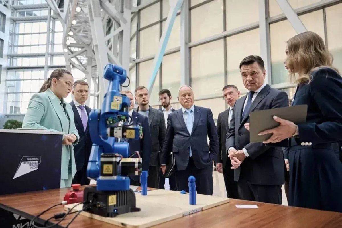 Производство челябинских учебных роботов откроют в Подмосковье
