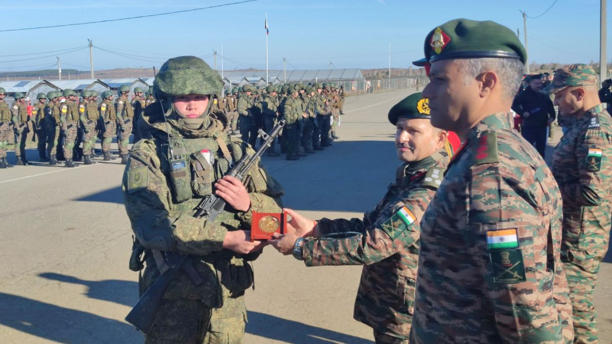 На полигоне под Чебаркулем завершилось совместное российско-индийское межвидовое учение «Индра-2026» На полигоне под Чебаркулем завершилось совместное российско-индийское межвидовое учение «Индра-2026»