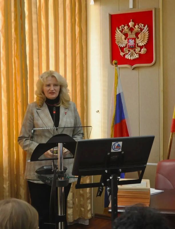Всероссийская научно-практическая конференция по развитию школьных библиотек успешно состоялась в Челябинске Всероссийская научно-практическая конференция по развитию школьных библиотек успешно состоялась в Челябинске