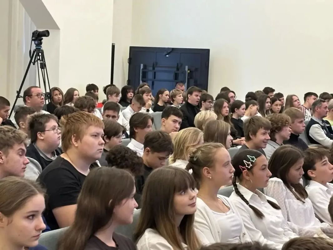«Умный город» начинается с Южного Урала: в Челябинской области стартовал межрегиональный Хакатон для школьников «Умный город» начинается с Южного Урала: в Челябинской области стартовал межрегиональный Хакатон для школьников