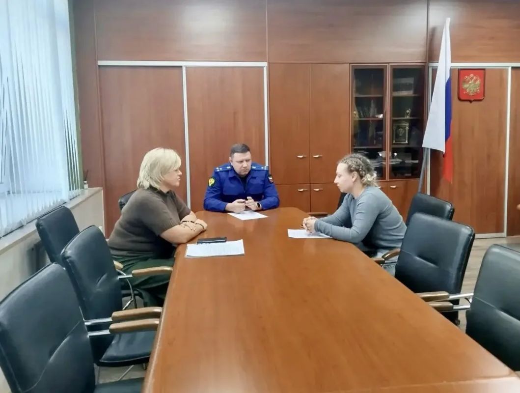 Прокурор г. Троицка провел личный прием участников специальной военной операции и членов их семей