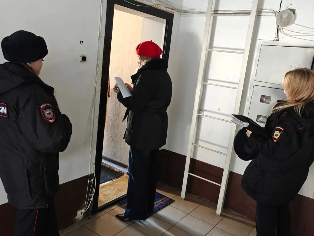 В Копейске полицейские и специалисты системы профилактики провели рейд по соблюдению миграционного законодательства и прав детей на образование В Копейске полицейские и специалисты системы профилактики провели рейд по соблюдению миграционного законодательства и прав детей на образование