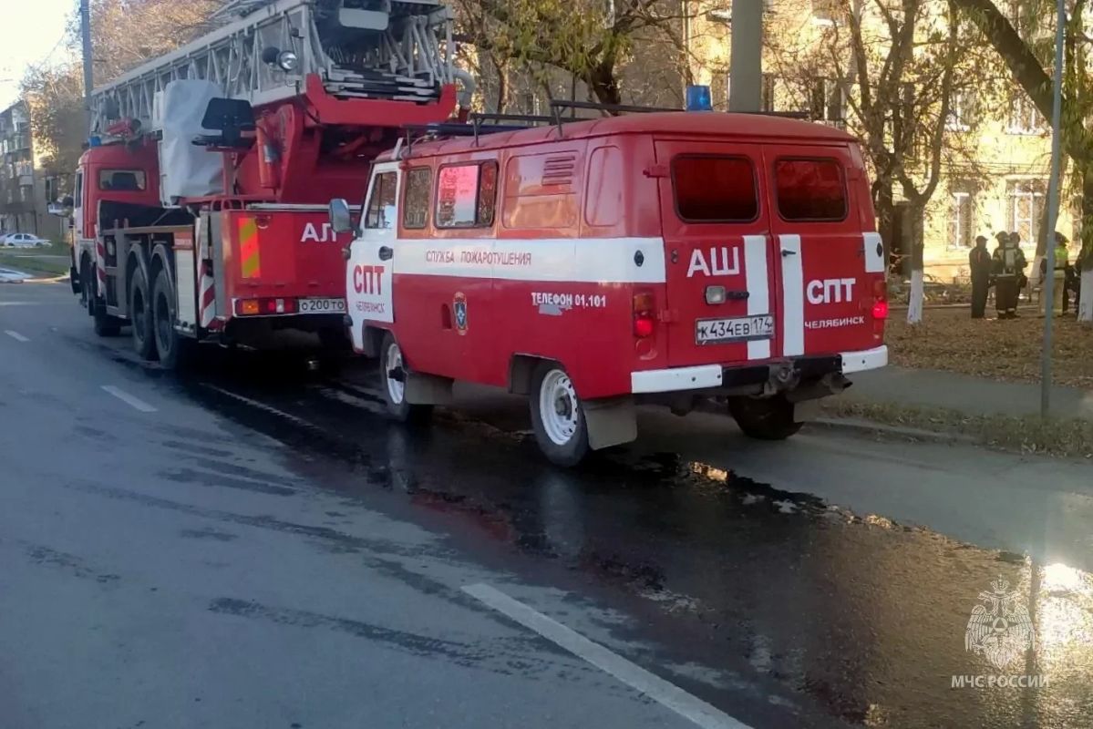 На пожаре в Челябинске погибла женщина