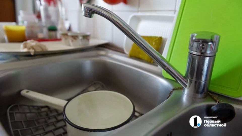 В двух районах Челябинска теплосети проверят зеленым красителем