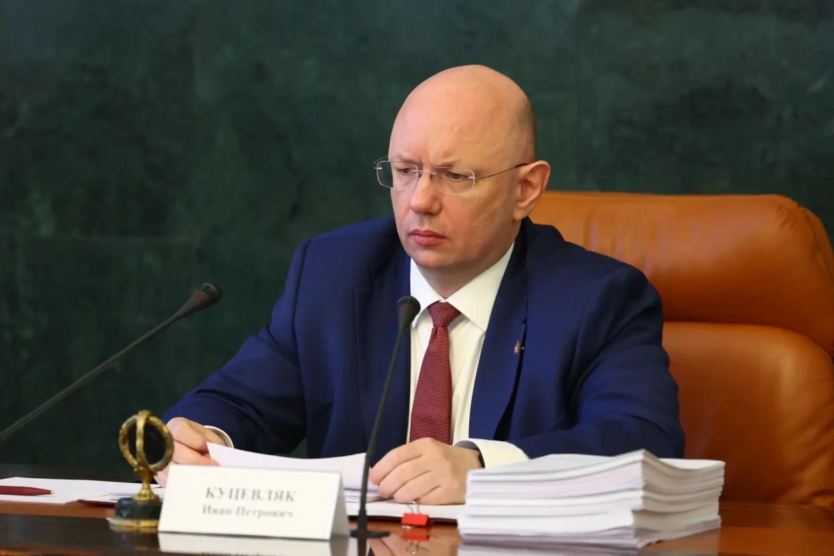 Правительство Челябинской области одобрило проект областного бюджета на ближайшие три года Правительство Челябинской области одобрило проект областного бюджета на ближайшие три года
