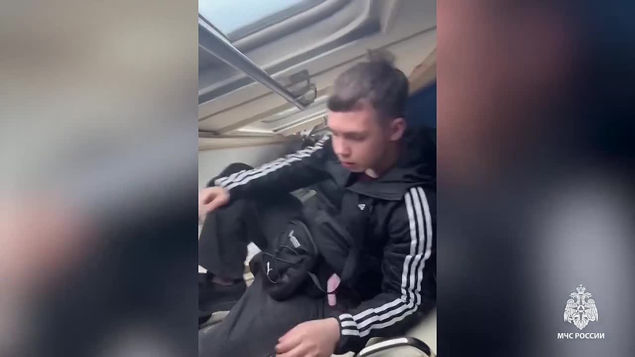 В Совете Федерации наградили троих школьников за спасение пассажиров поезда "Москва — Челябинск"